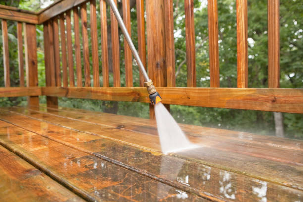 Best Pool Deck Cleaning  in Deerwood, TX